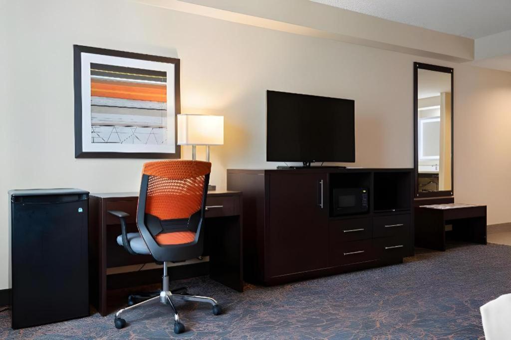 Best Western Plus Executive Inn Toronto Ngoại thất bức ảnh
