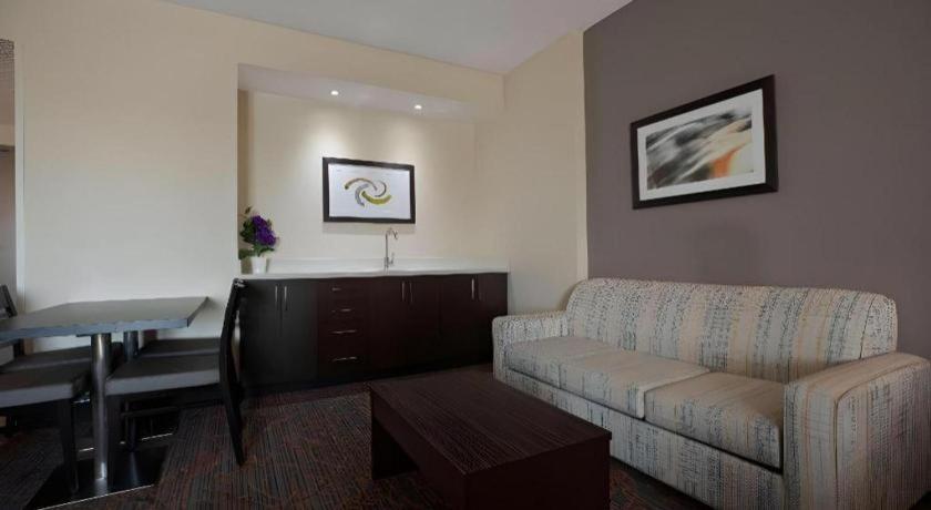 Best Western Plus Executive Inn Toronto Ngoại thất bức ảnh